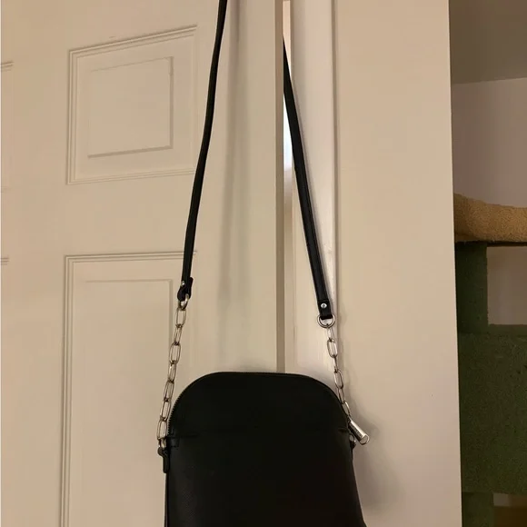 Steve Madden Black Crossbody Bag Silver Detail - Picture 3 of 4